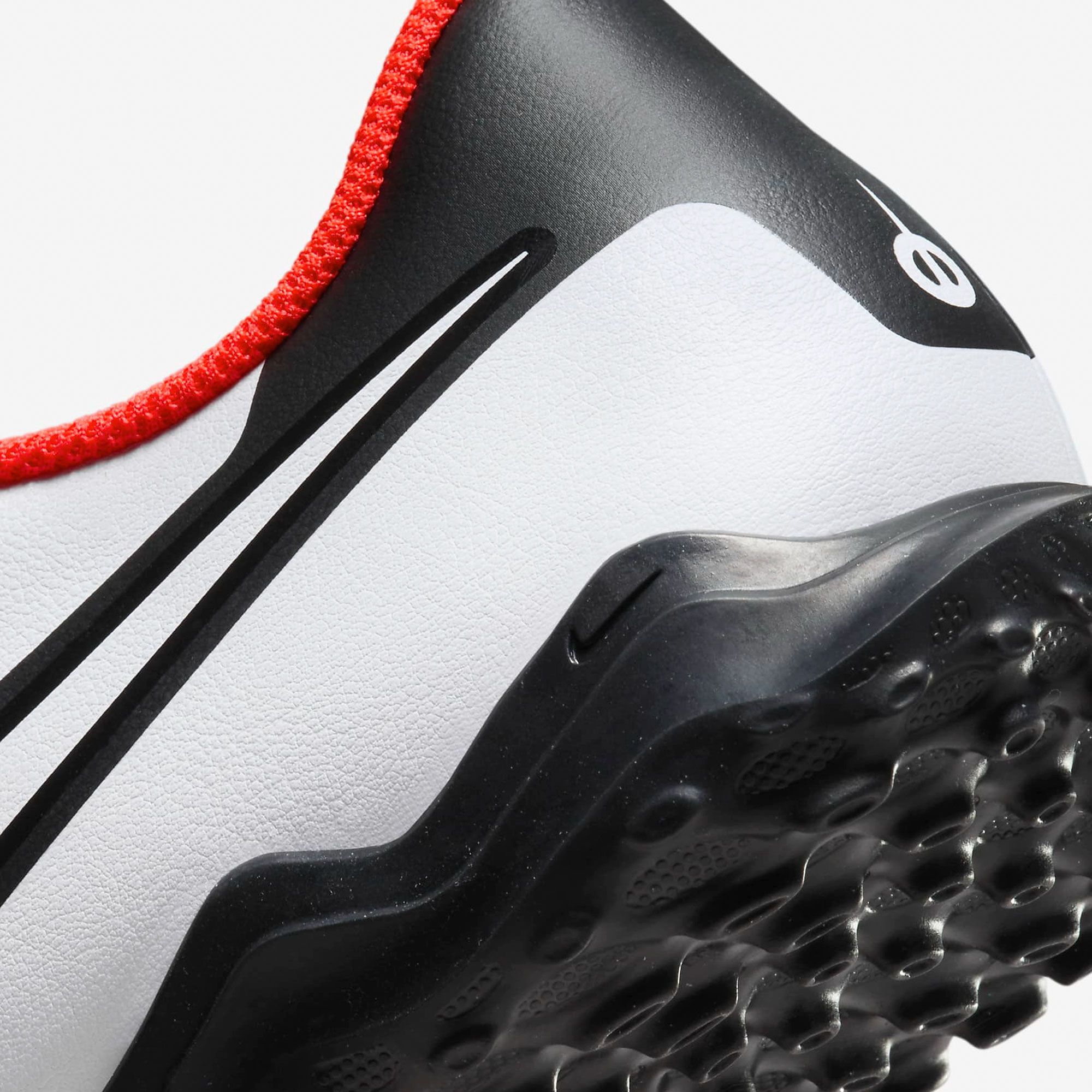 Chaussures de football à crampons Nike Legend 10 Club TF