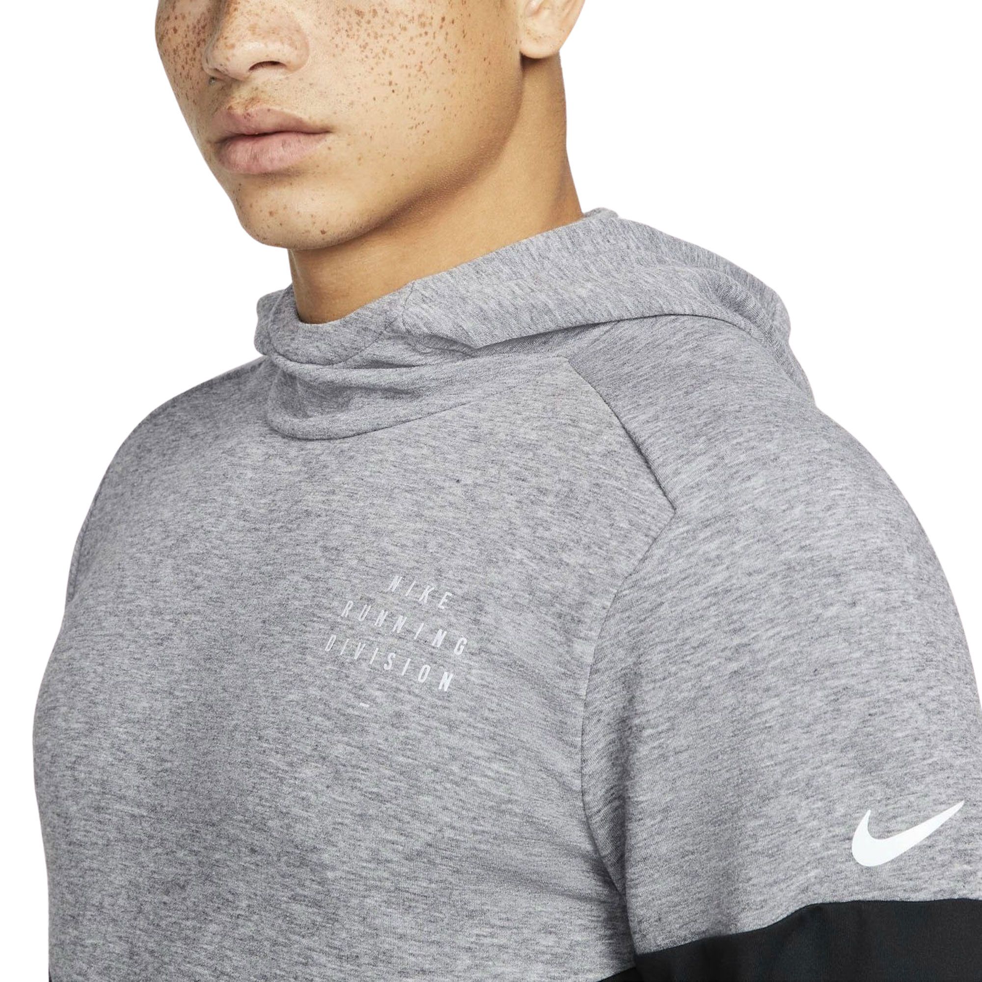 nike on the run hoodie