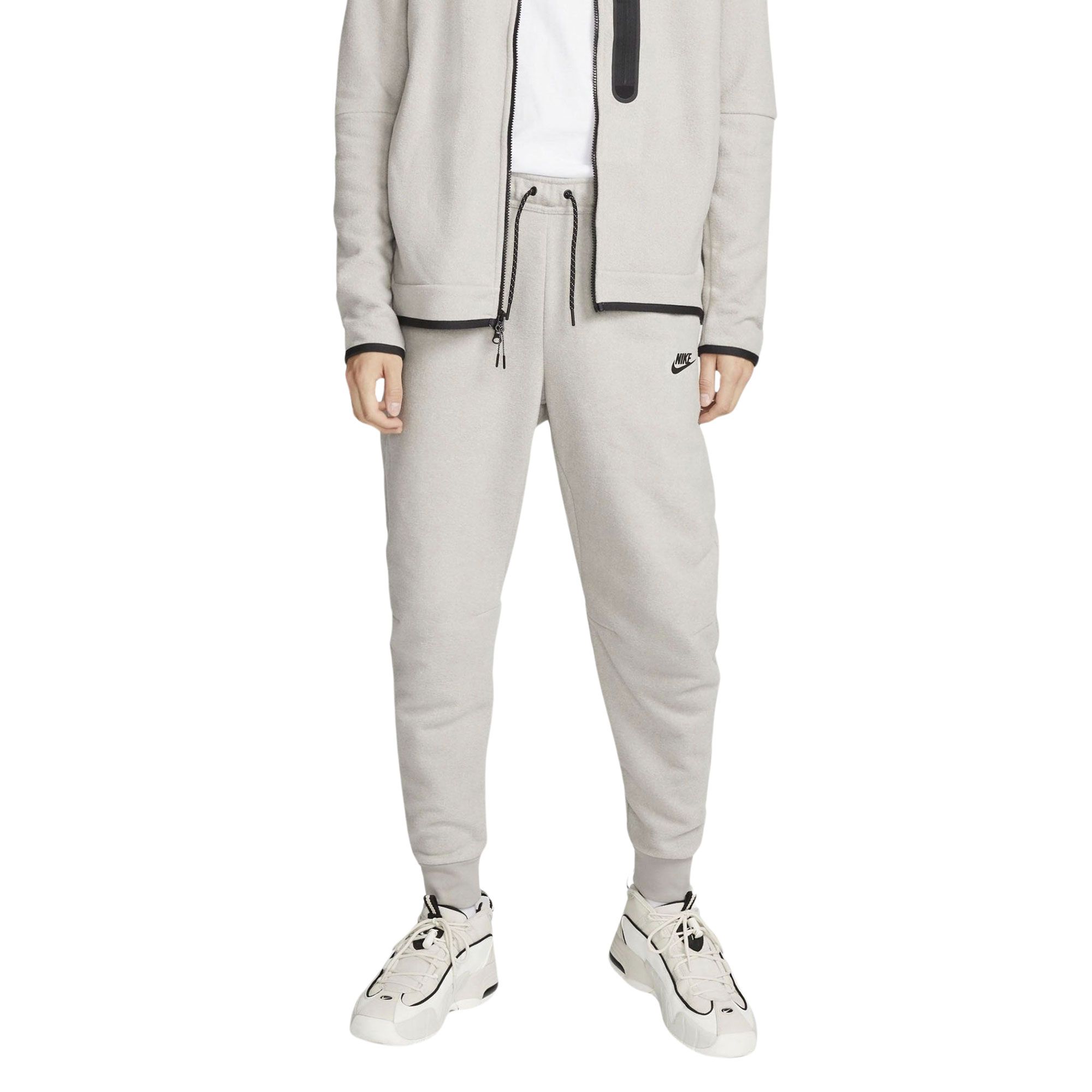 nike men's sweatpants with zipper pockets