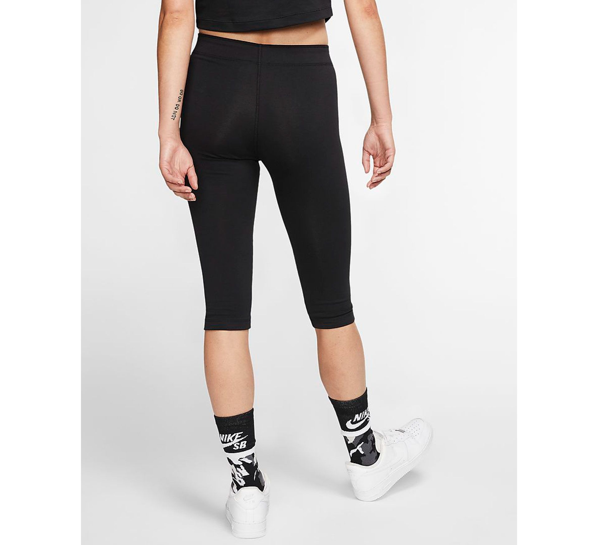Nike Sportswear Leg-A-See Capri Tight Women
