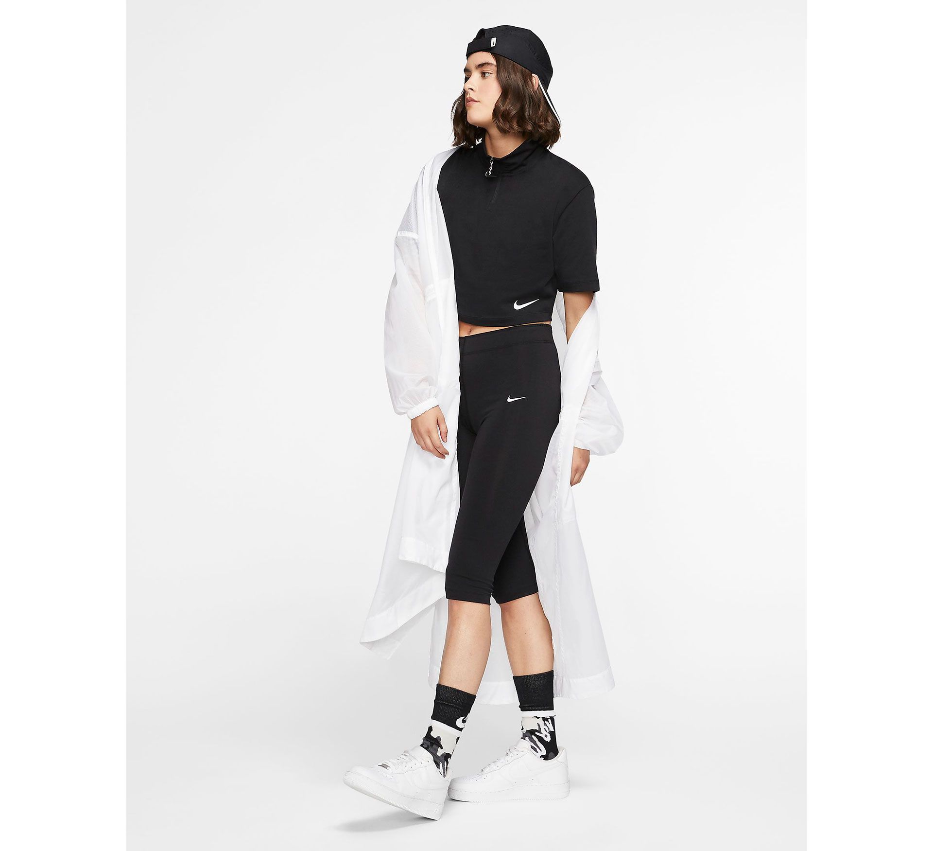 Nike Sportswear Leg-A-See Capri Tight Women