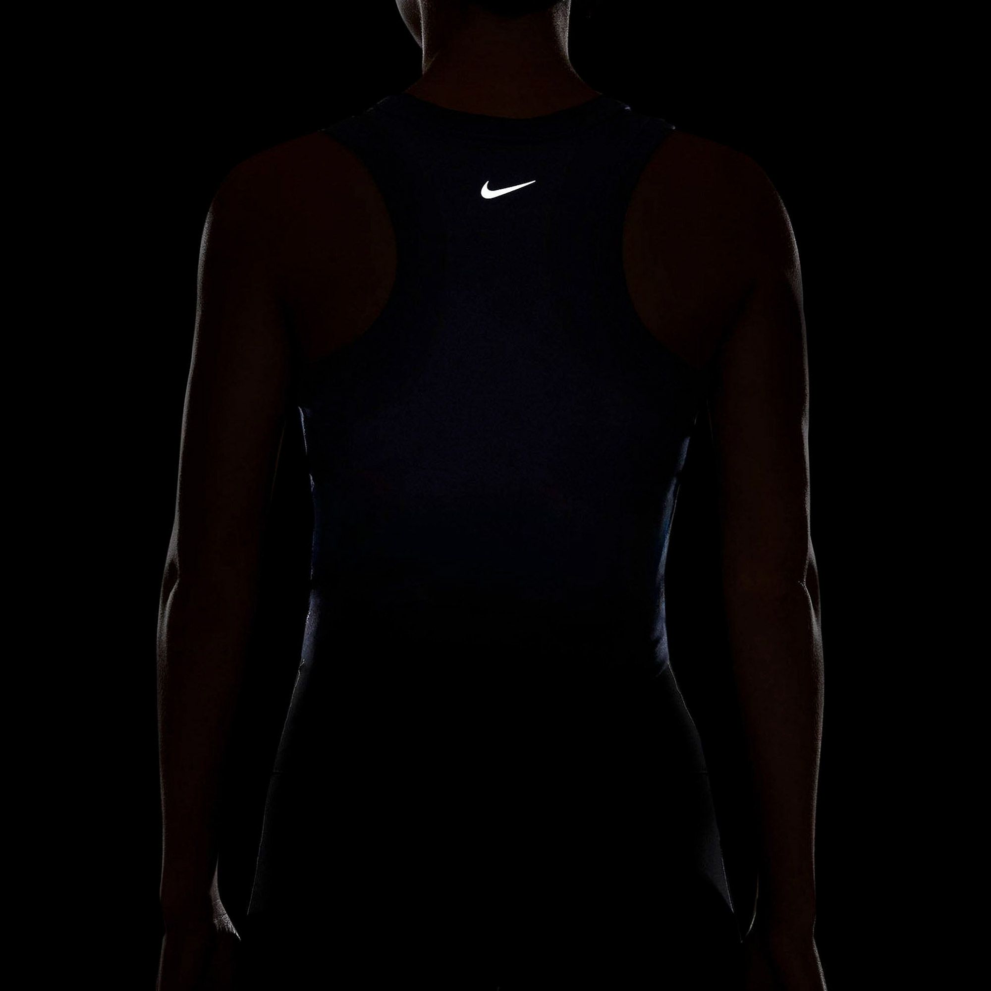 Nike One Fitted Dri-FIT Cropped Tanktop Dames