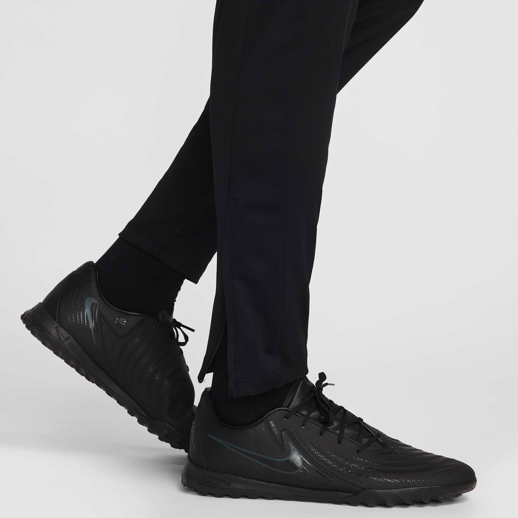 nike phantom track pants