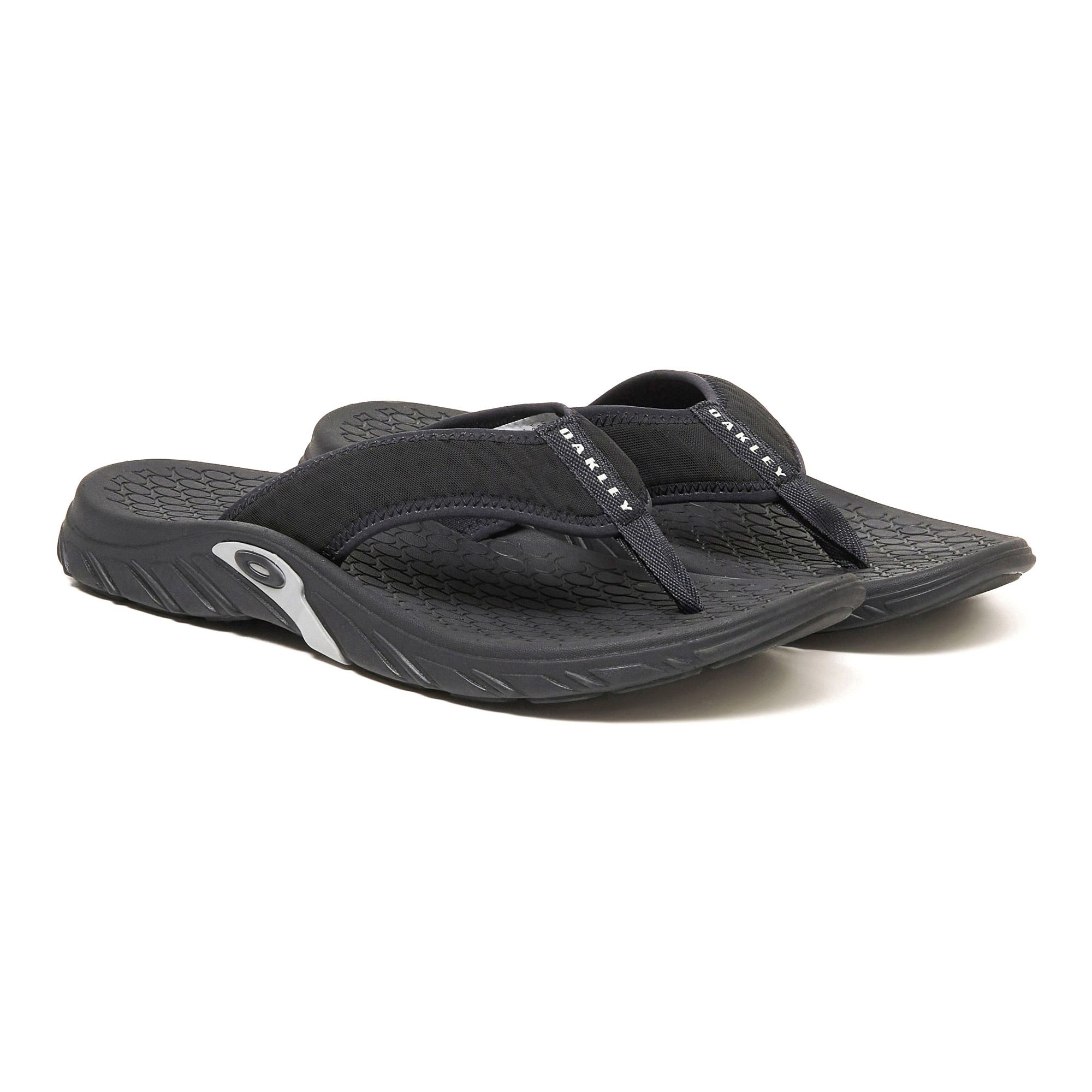 Oakley Operative Teenslippers Heren