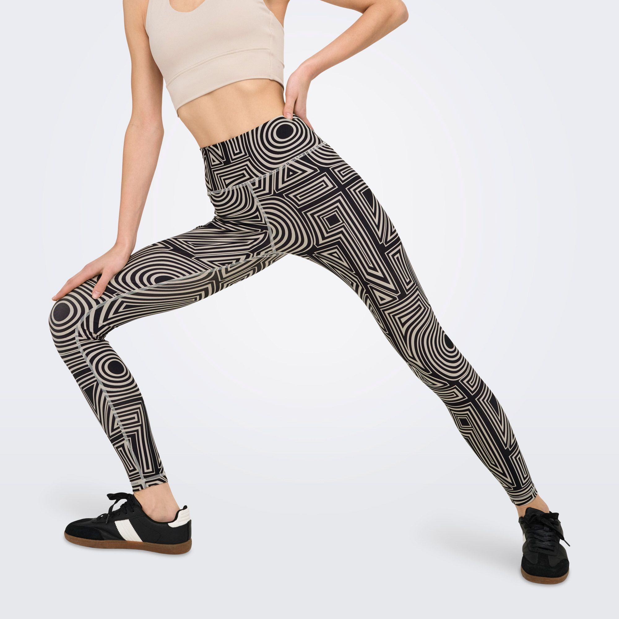 Only Play Font-2 Logo Tight Dames 