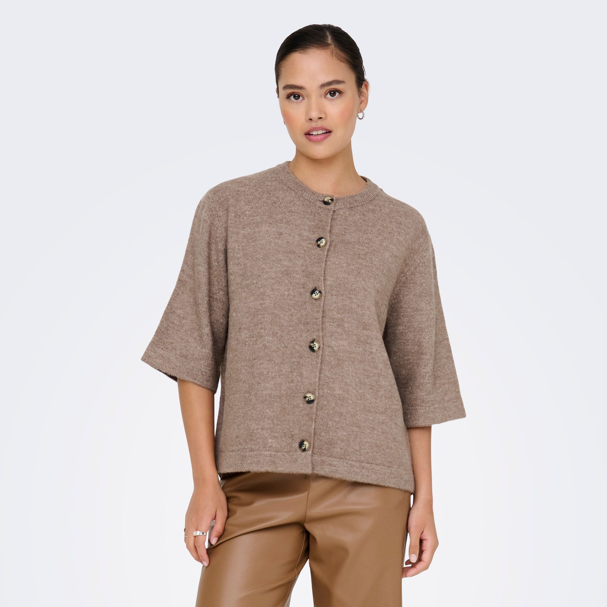 Seul le gilet en tricot Camilla Cardigan pour dames