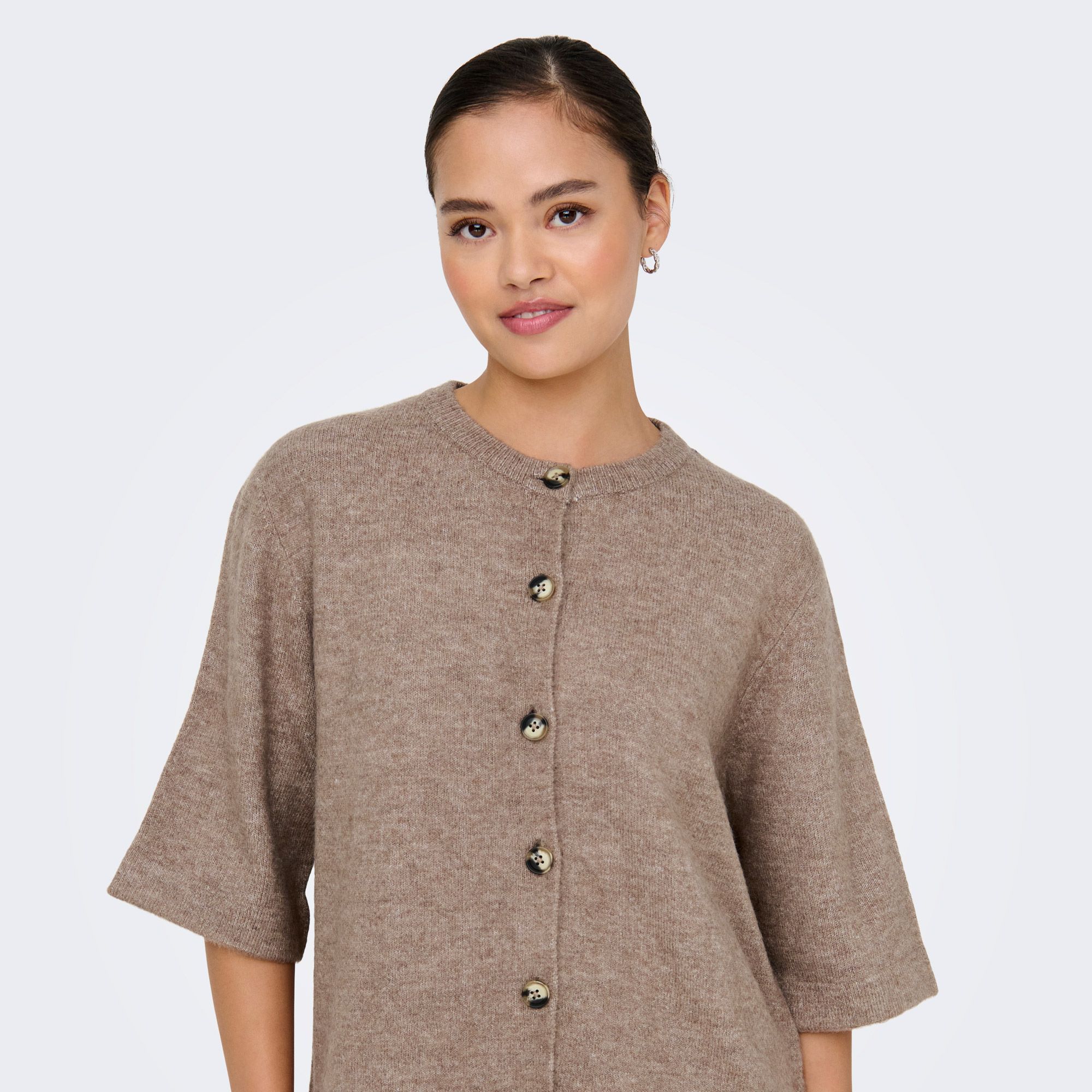 Seul le gilet en tricot Camilla Cardigan pour dames