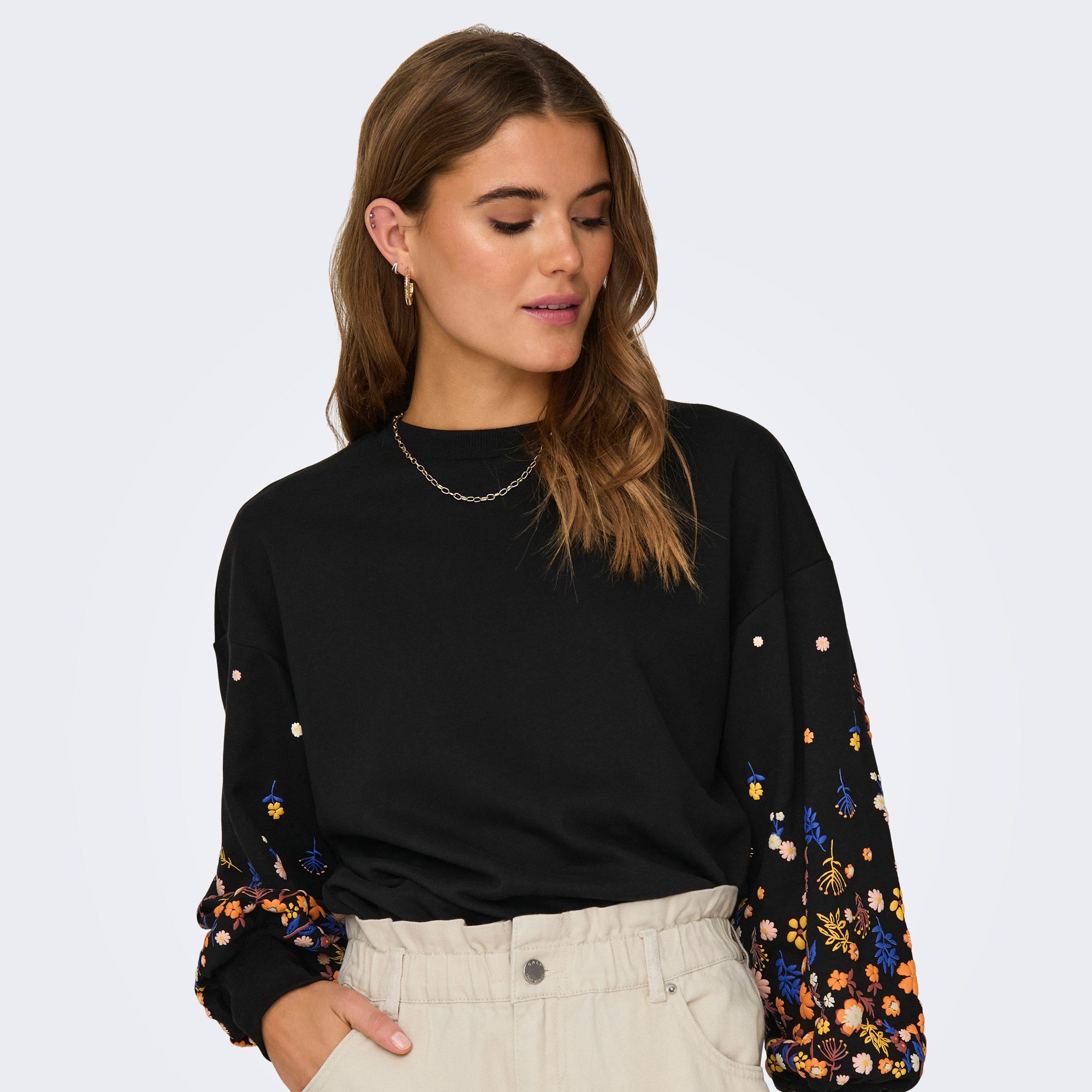 Only Brooke Round Neck Flower Sweater Dames