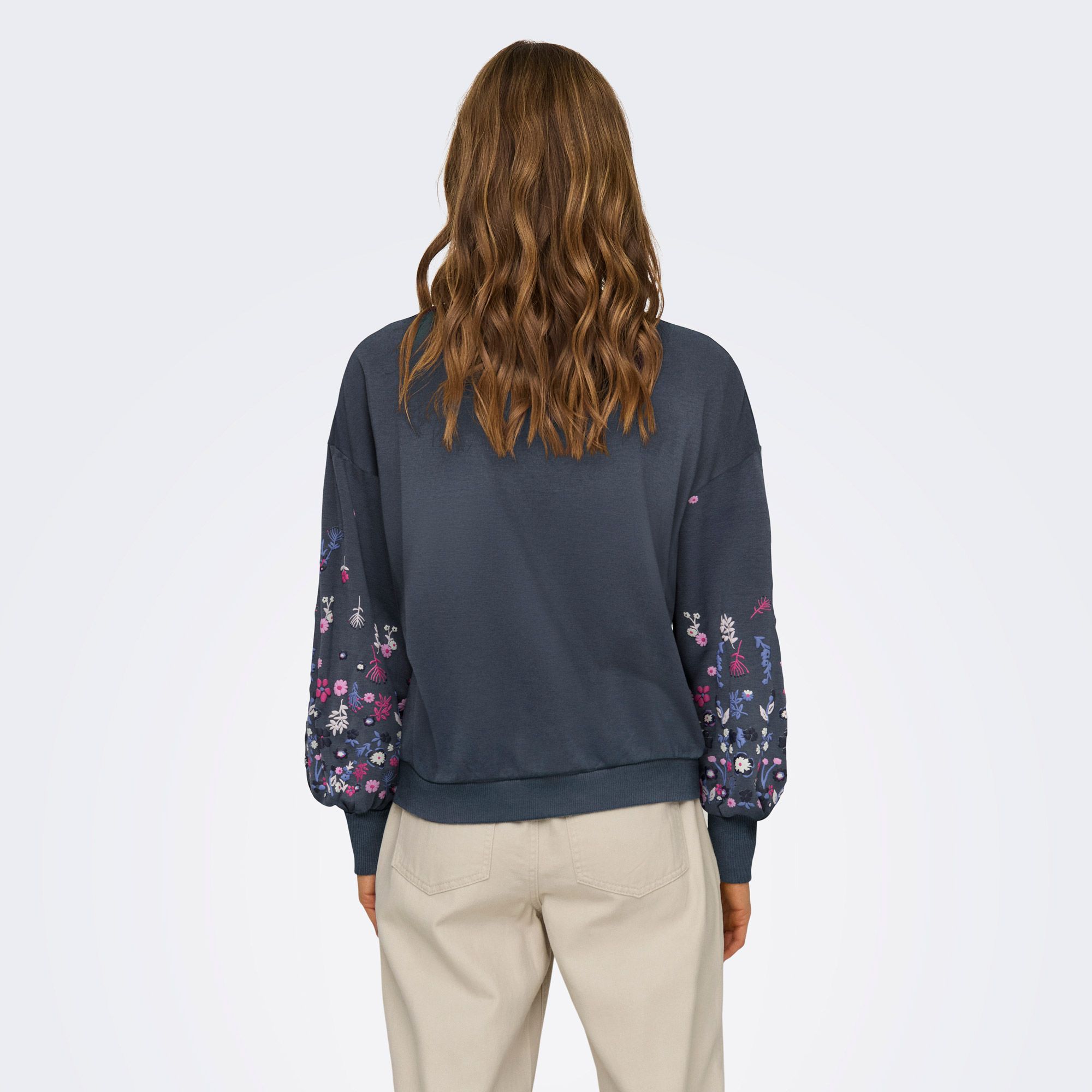 Only Brooke Round Neck Flower Sweater Dames