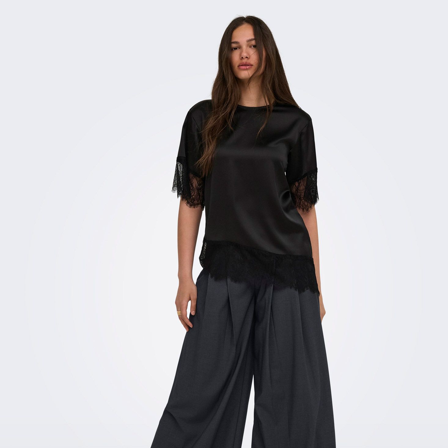 Only Indona 2/4 Satin Top Dames