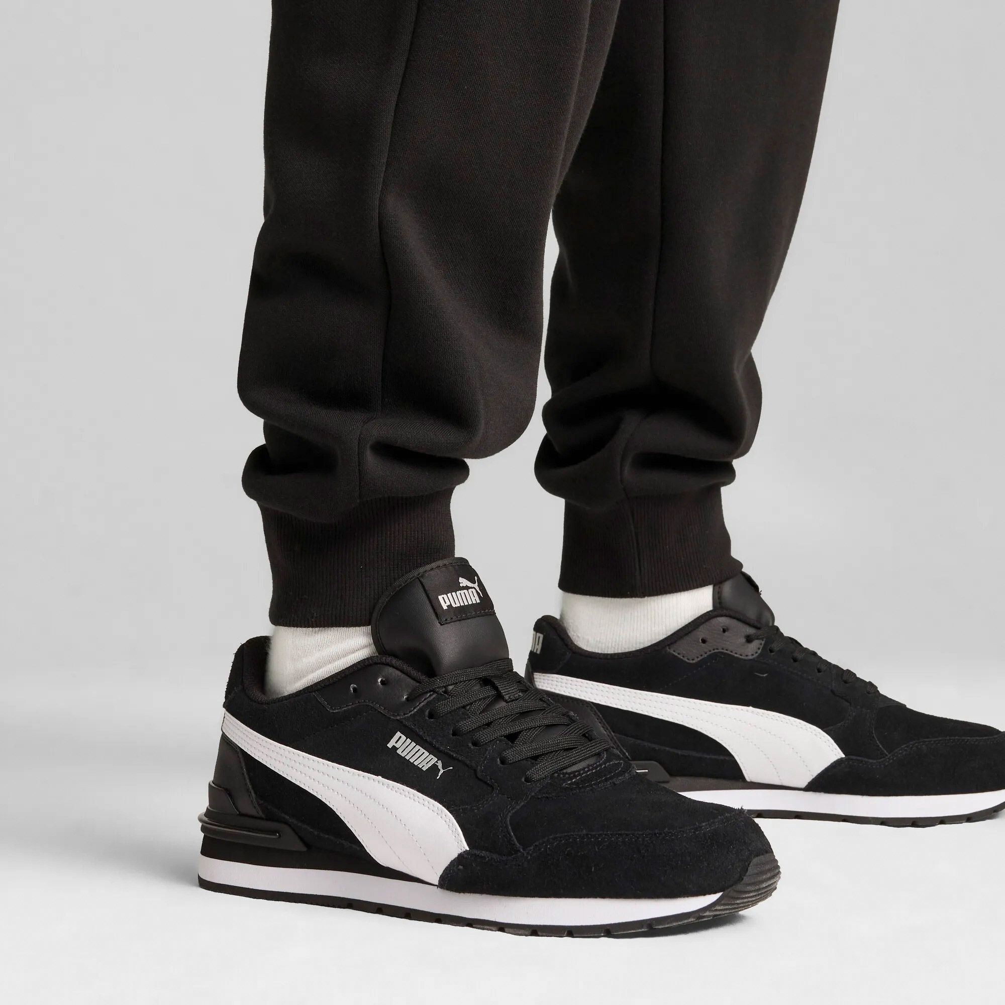 Puma ST Runner V4 SD Sneakers