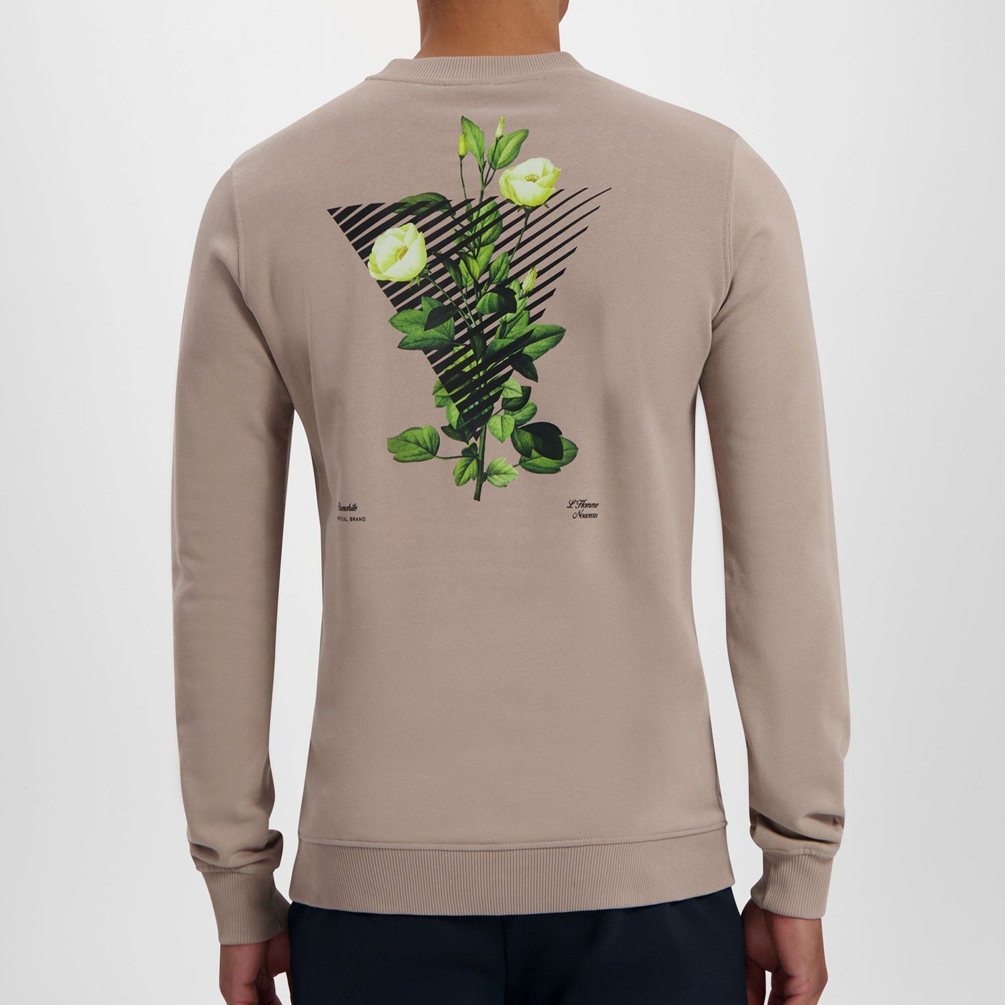 Purewhite Floral Triangle Graphic Sweater Heren