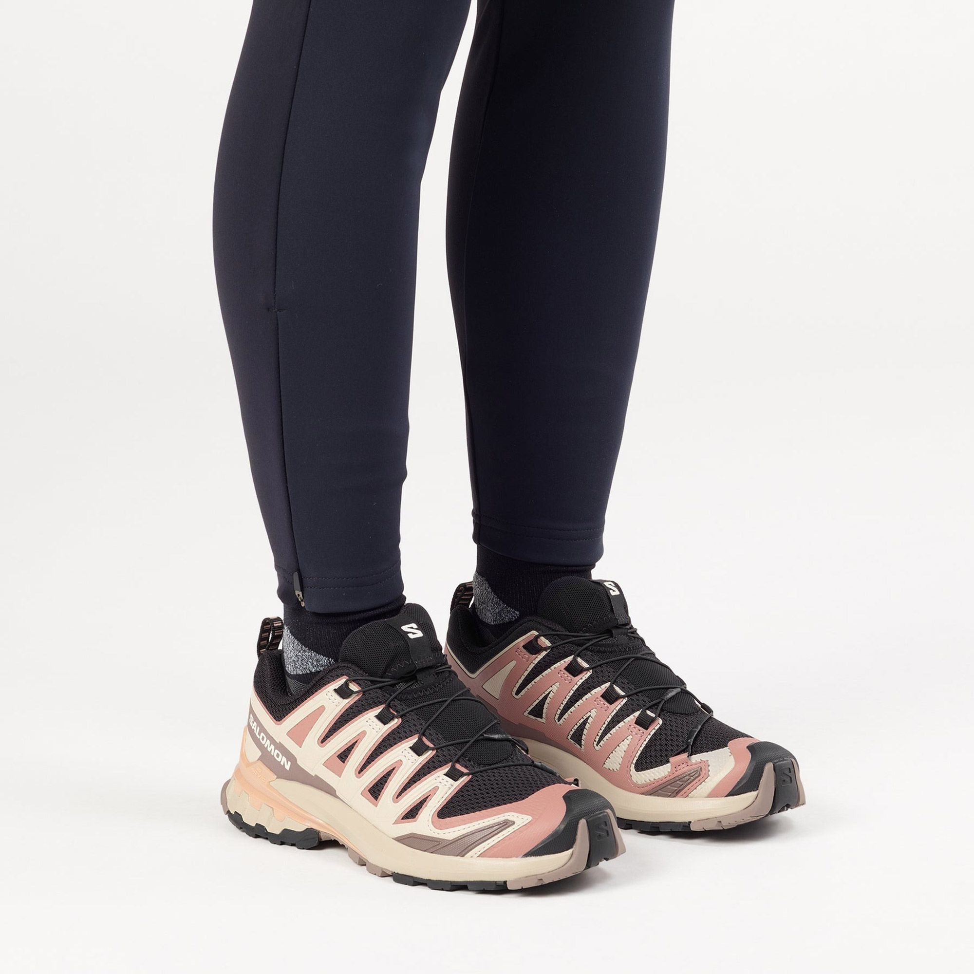 Chaussures de trail Salomon XA PRO 3D V9 Femmes
