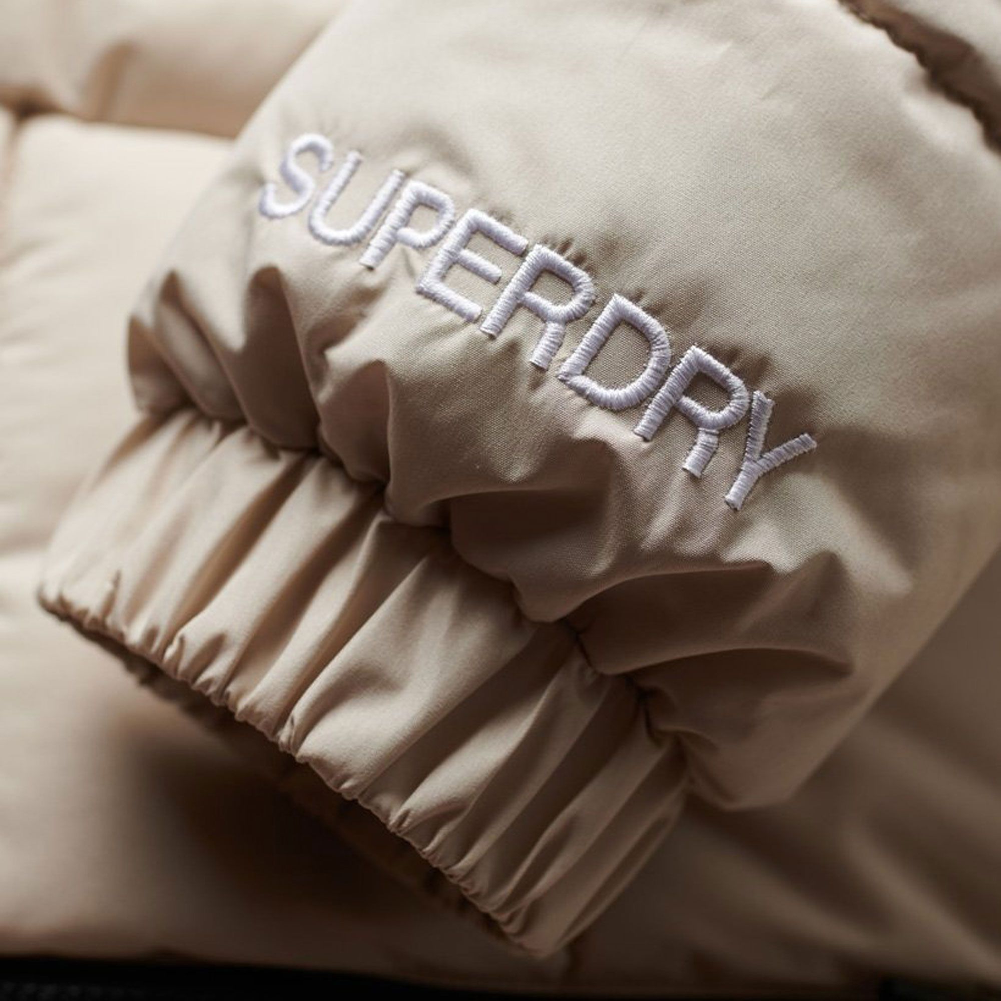 Superdry Hooded Spirit Sports Steppjacke Damen