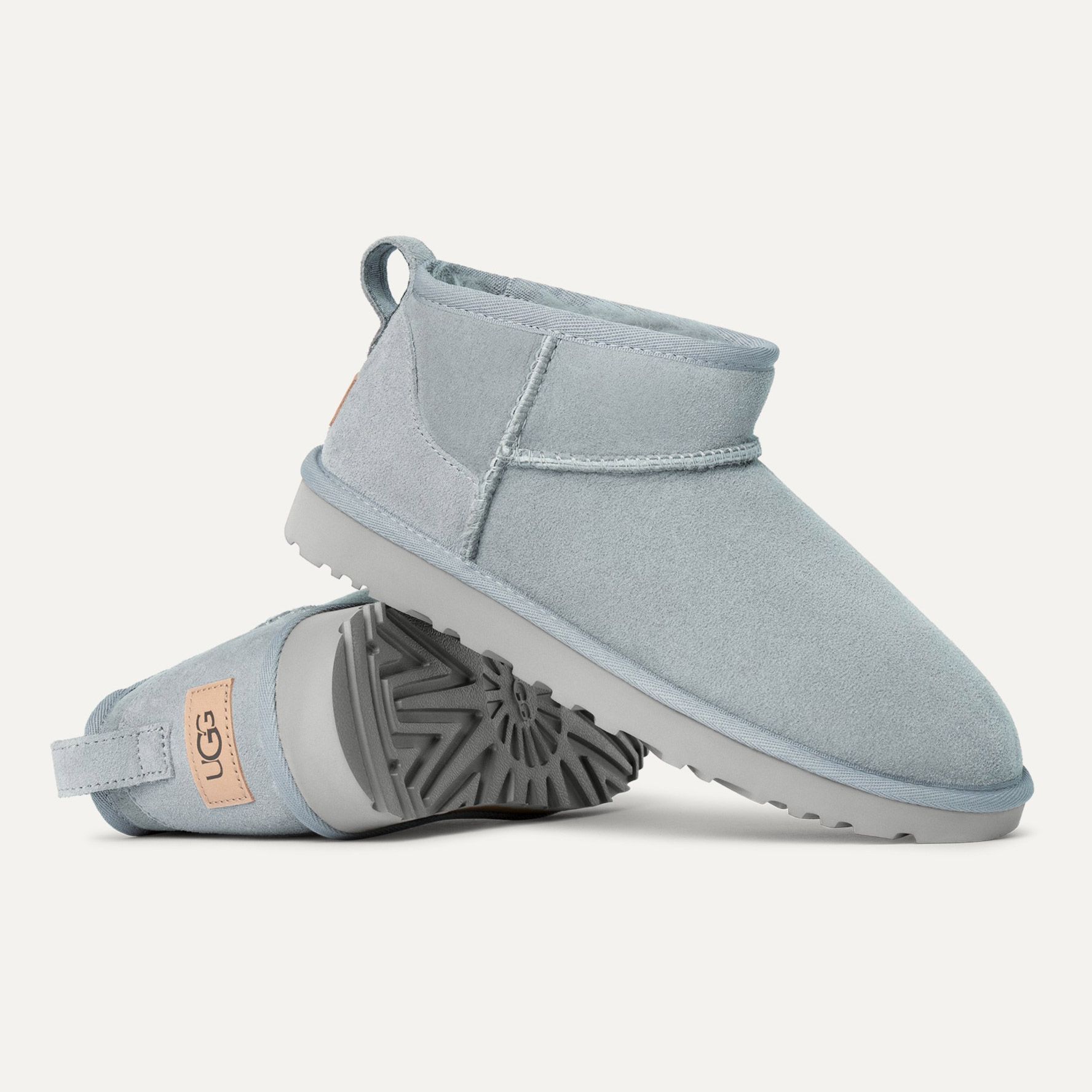 UGG Classic Ultra Mini Bottes Femmes