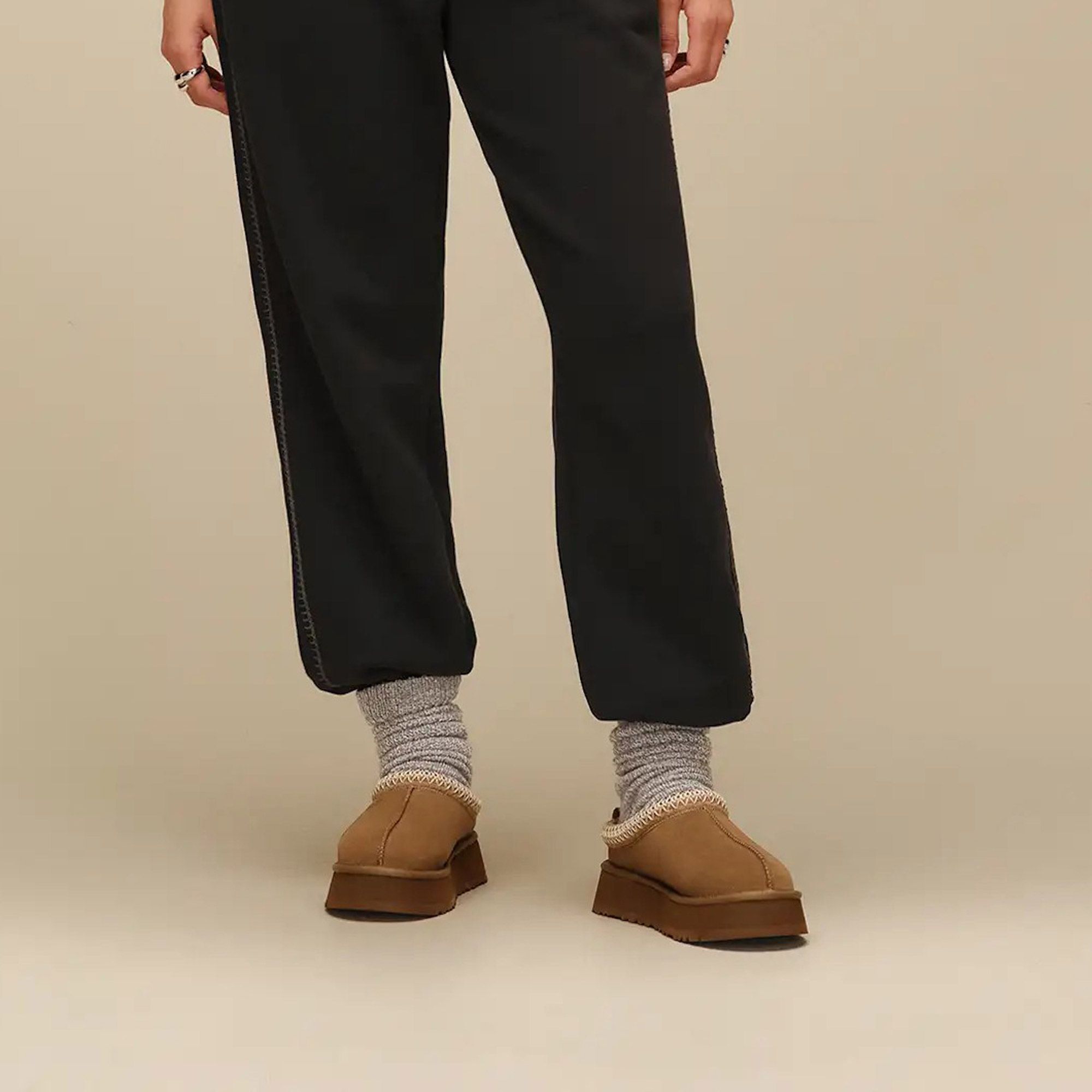 UGG Tazz ll Pantoffeln Damen
