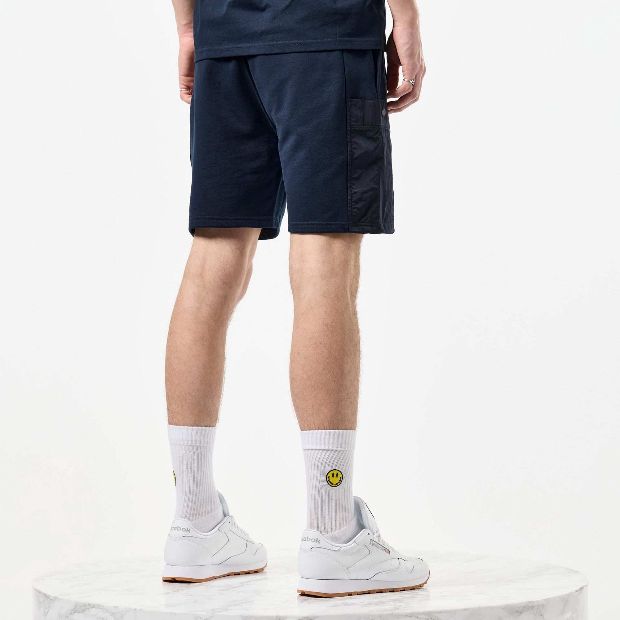 Weekend Offender Chiyoda Cargo Sweatshort Heren