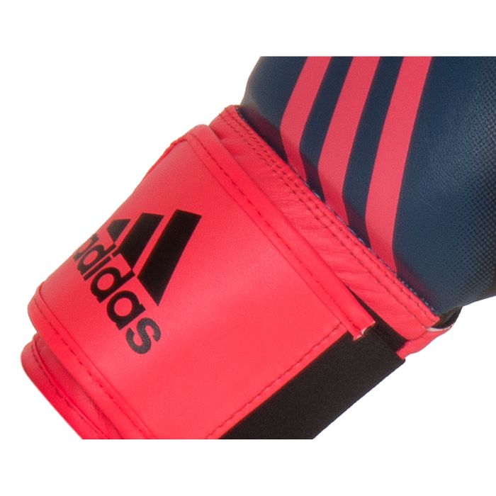 Adidas Speed 100 Boxhandschuhe für Frauen | Plutosport